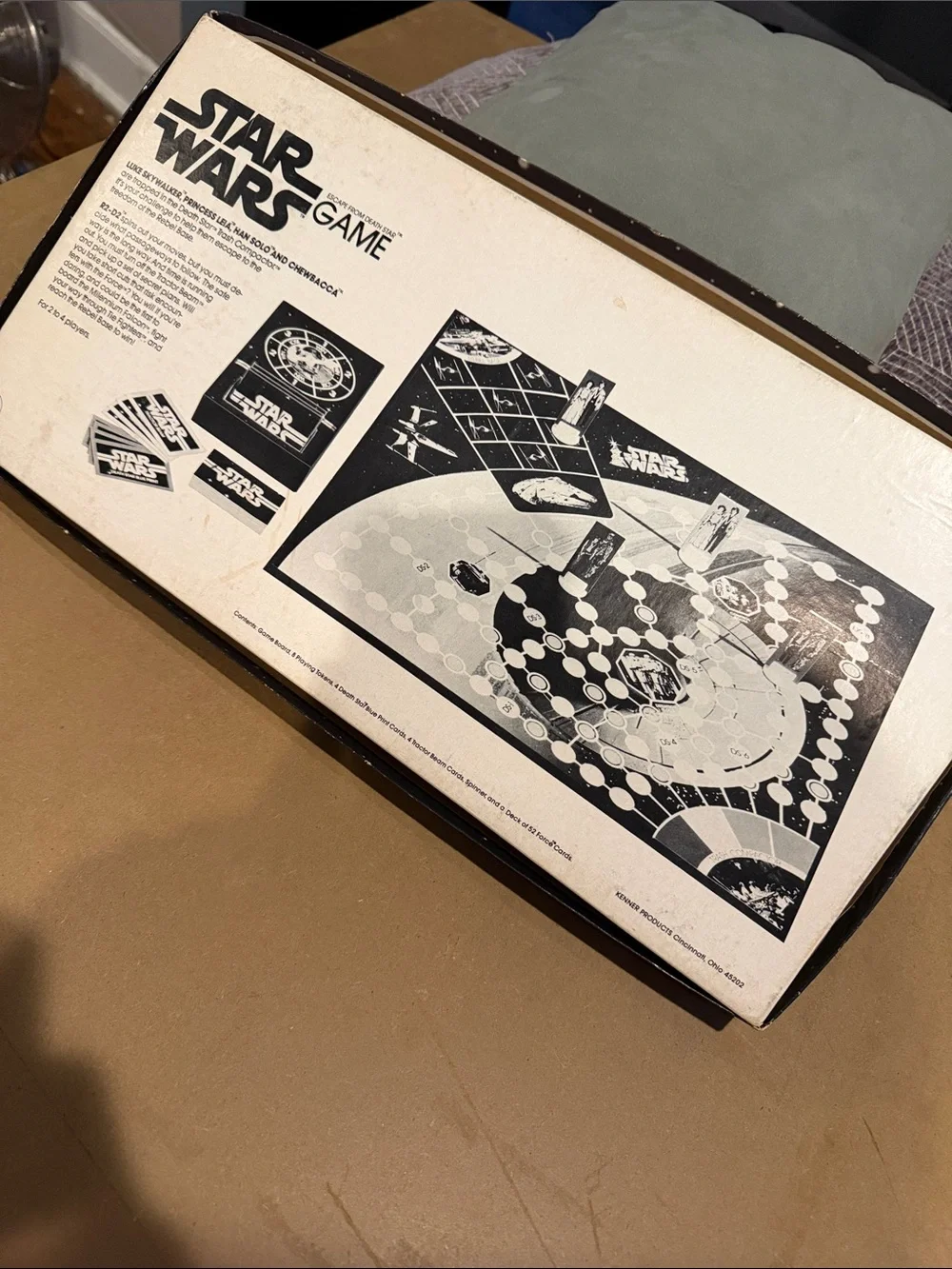 Star Wars ESCAPE FROM THE DEATH STAR board game with Black and White Box Artwork